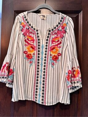 Savanna Jane Peasant Top